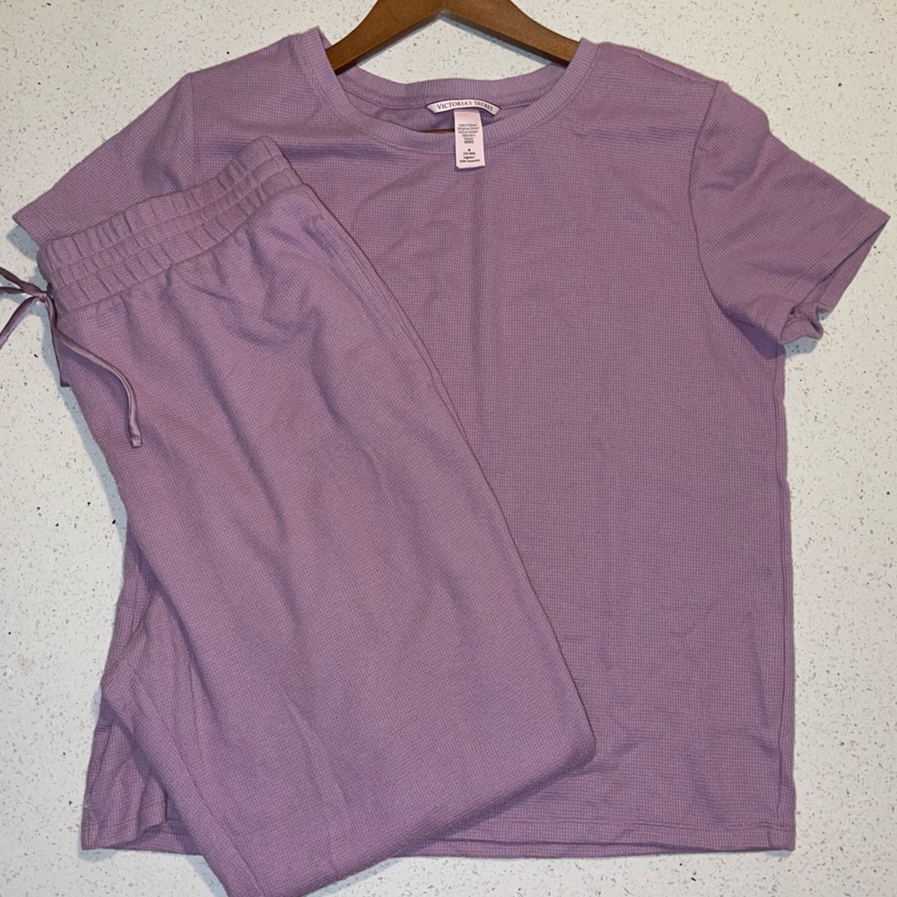 Victoria's Secret Lavender Lounge Set